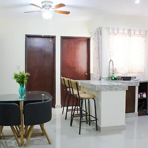 https://poiju-departamento-a-6-cuadras-del-malecn.mazatlan-hotels.com