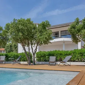 Privée Avec Jardin&vue 4/6 Pers +wifi , Saint Aygulf France