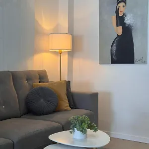 https://casa-la-victoria.1costadelsol.com